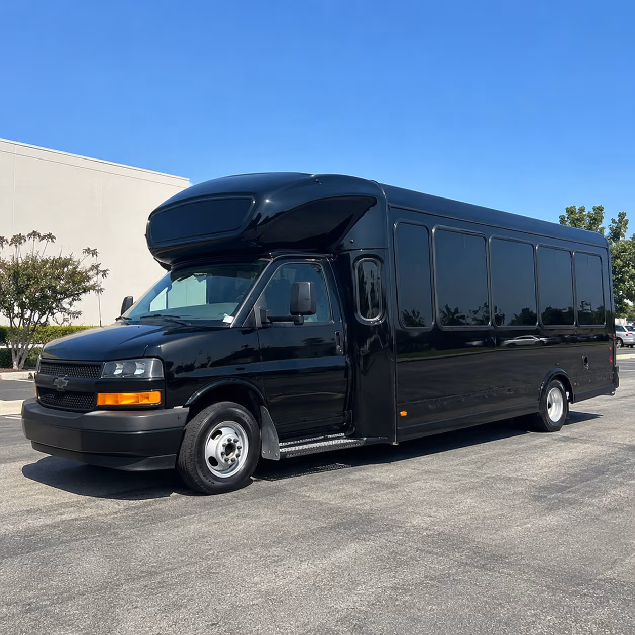 busrentalgreenwich com makes it easy to find prom and graduation party buses in greenwich