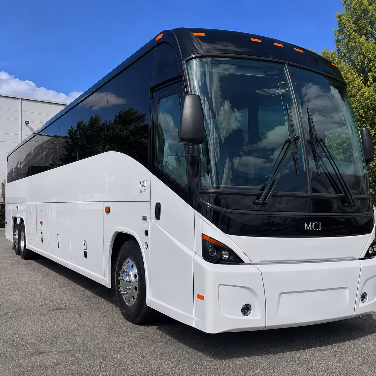 event and off site shuttle service for greenwich corporate teams