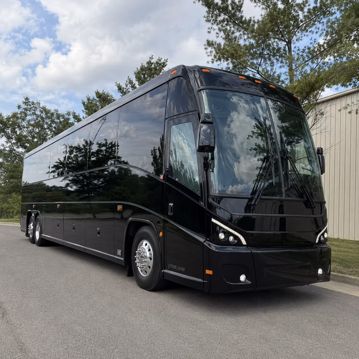 we help you compare buses for boston newport and the hamptons